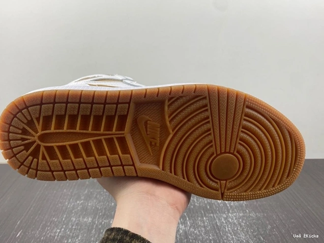 1 Jordan FD2596-107 High Retro Metallic Cozy  58 (Women's) Gold OG 1020